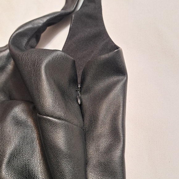 Faux Leather Bodysuit Size M - Picture 13 of 15